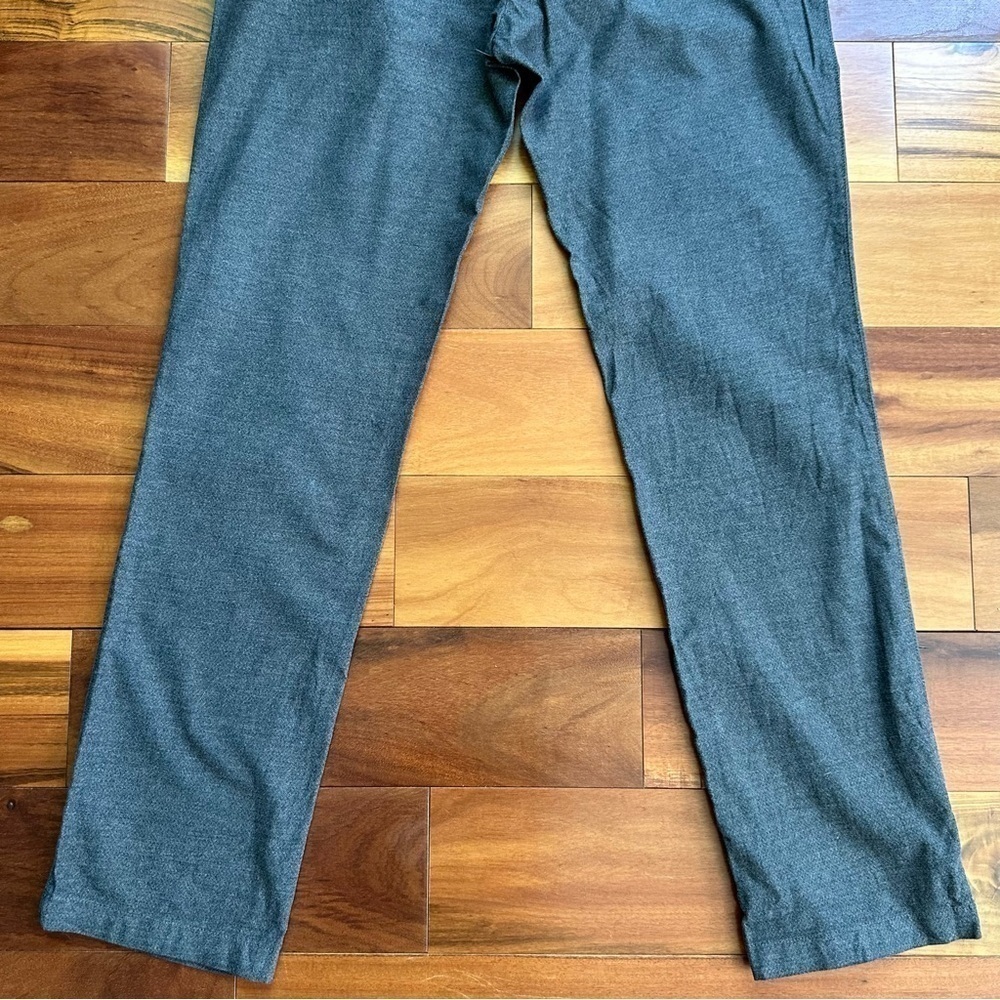 Banana Republic Gray Men's Chinos - Picture 8 of 10